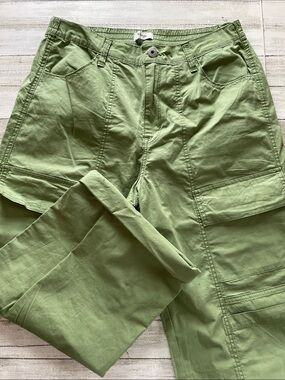 Kensie Light Olive Green Cargo Pants